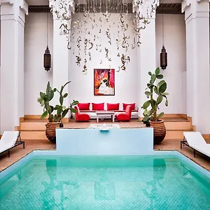 & Al Jazira Riad